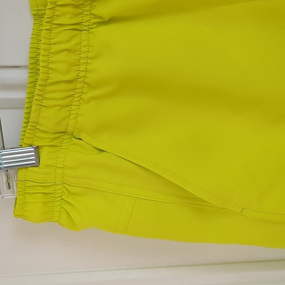 Medium DSG Beach Pool Neon Green Mesh Lined Lifestyle Shorts Swim Trunks - Picture 5 of 9